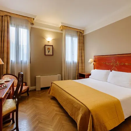 Monna Lisa Otel 4*